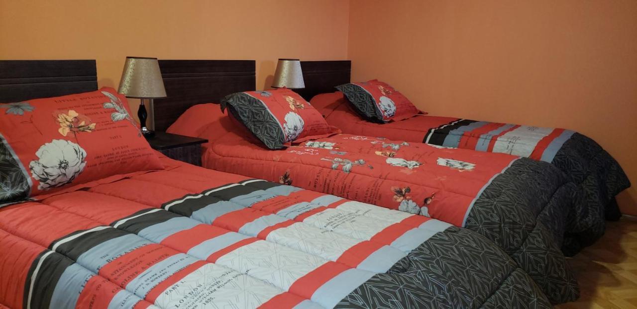 Hostal Nataly Puerto Natales Bagian luar foto