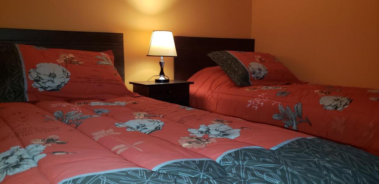 Hostal Nataly Puerto Natales Bagian luar foto