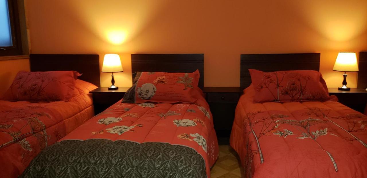 Hostal Nataly Puerto Natales Bagian luar foto