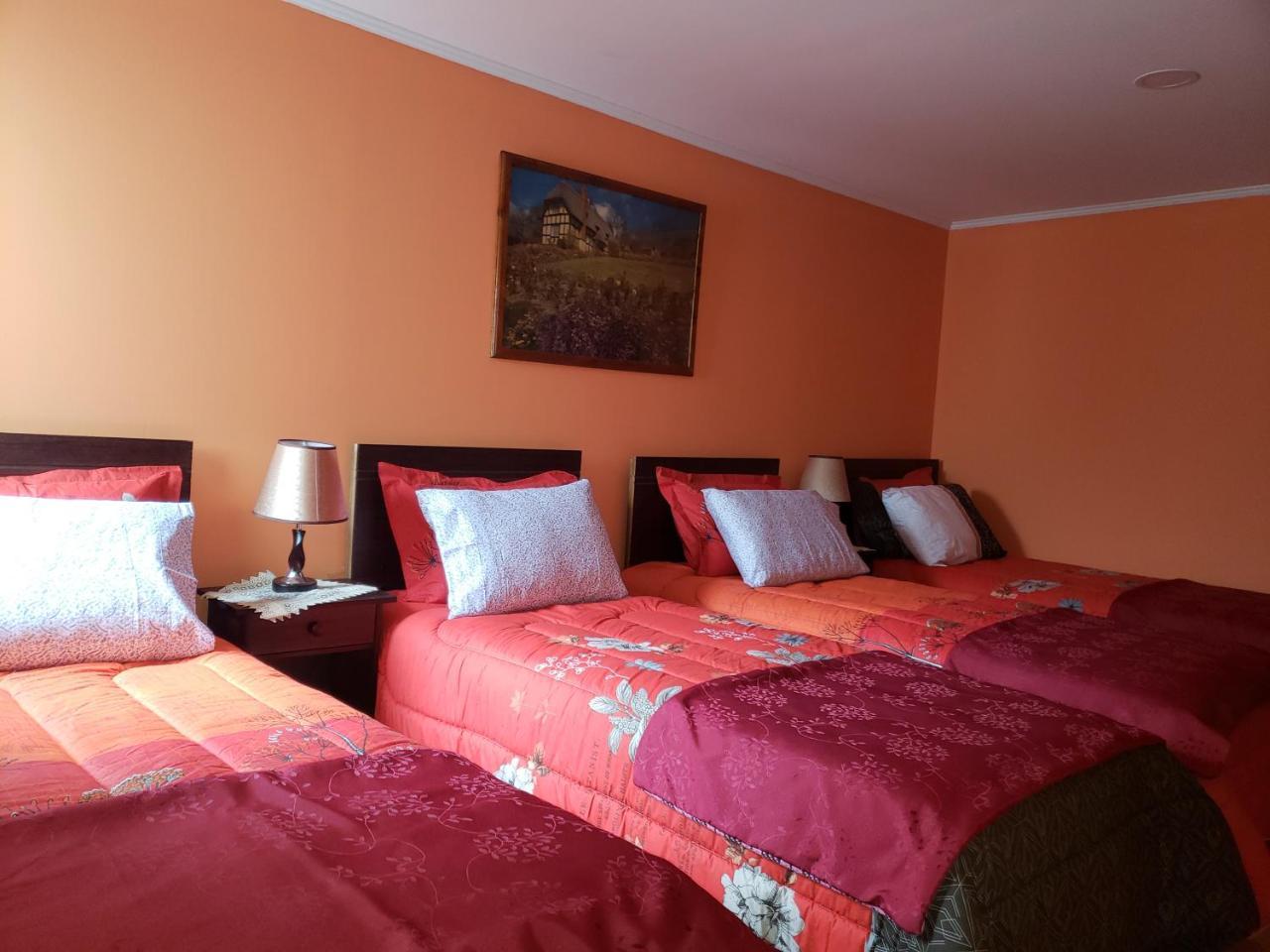 Hostal Nataly Puerto Natales Bagian luar foto