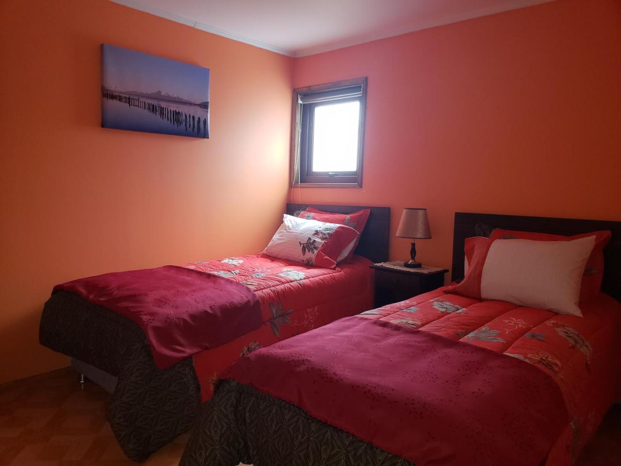 Hostal Nataly Puerto Natales Bagian luar foto